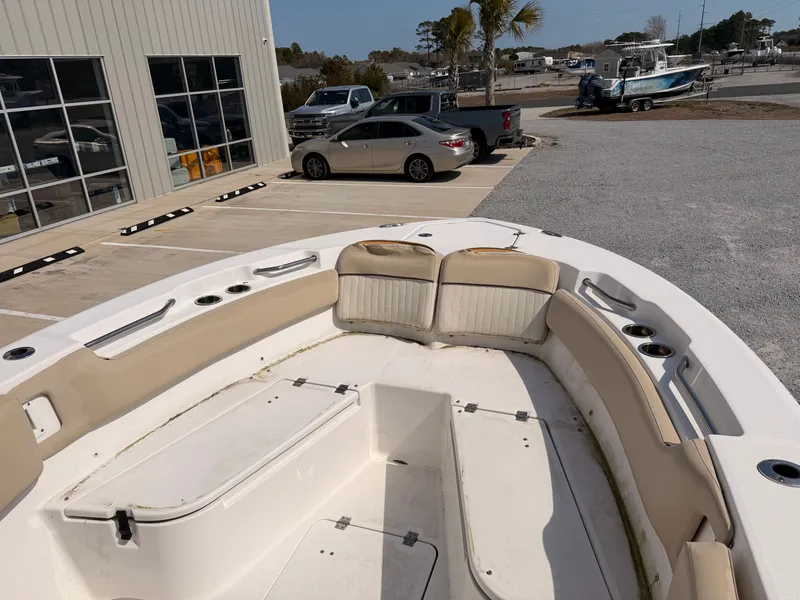 Slide: The Image of Sea Fox 248 Commander 2018 - 11