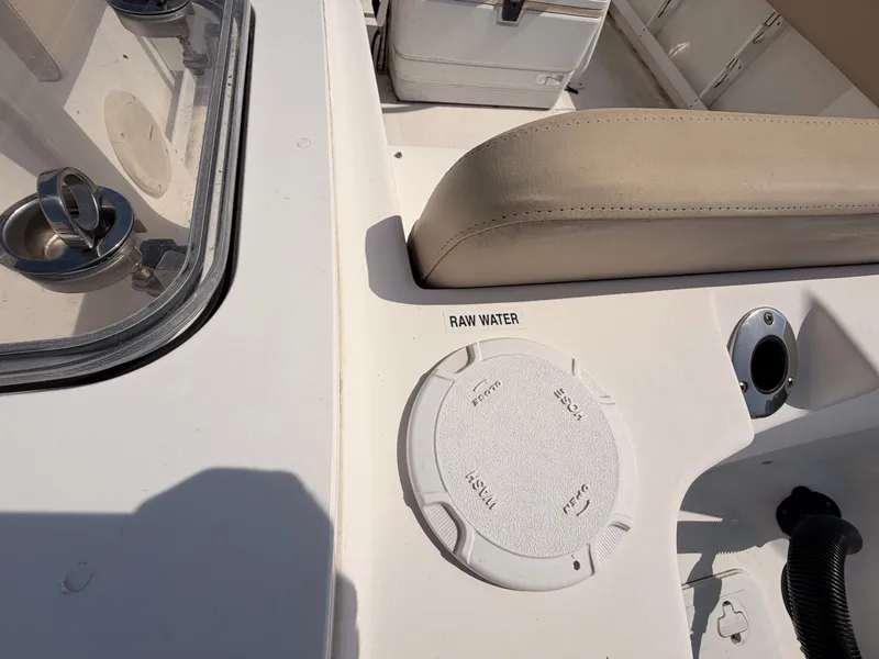 Slide: The Image of Sea Fox 248 Commander 2018 - 20