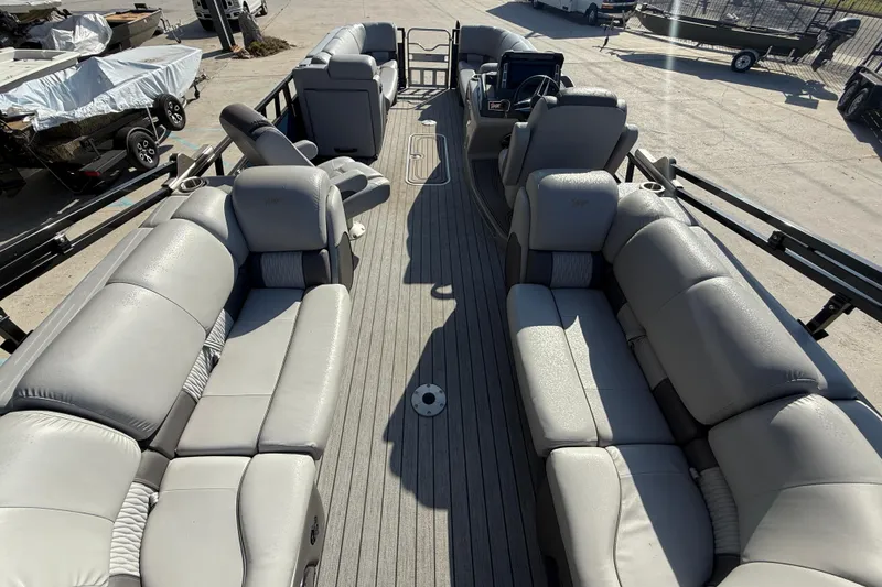 Slide: The Image of 2020 Ranger 2300LS boat interior with spacious seating and modern design. - 9