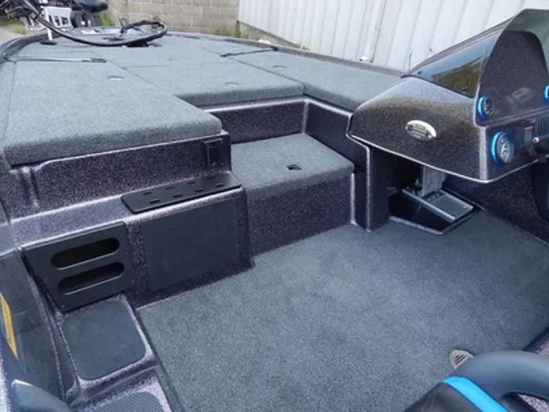 Slide: The Image of Blazer 595 Pro Elite 2022 - 33