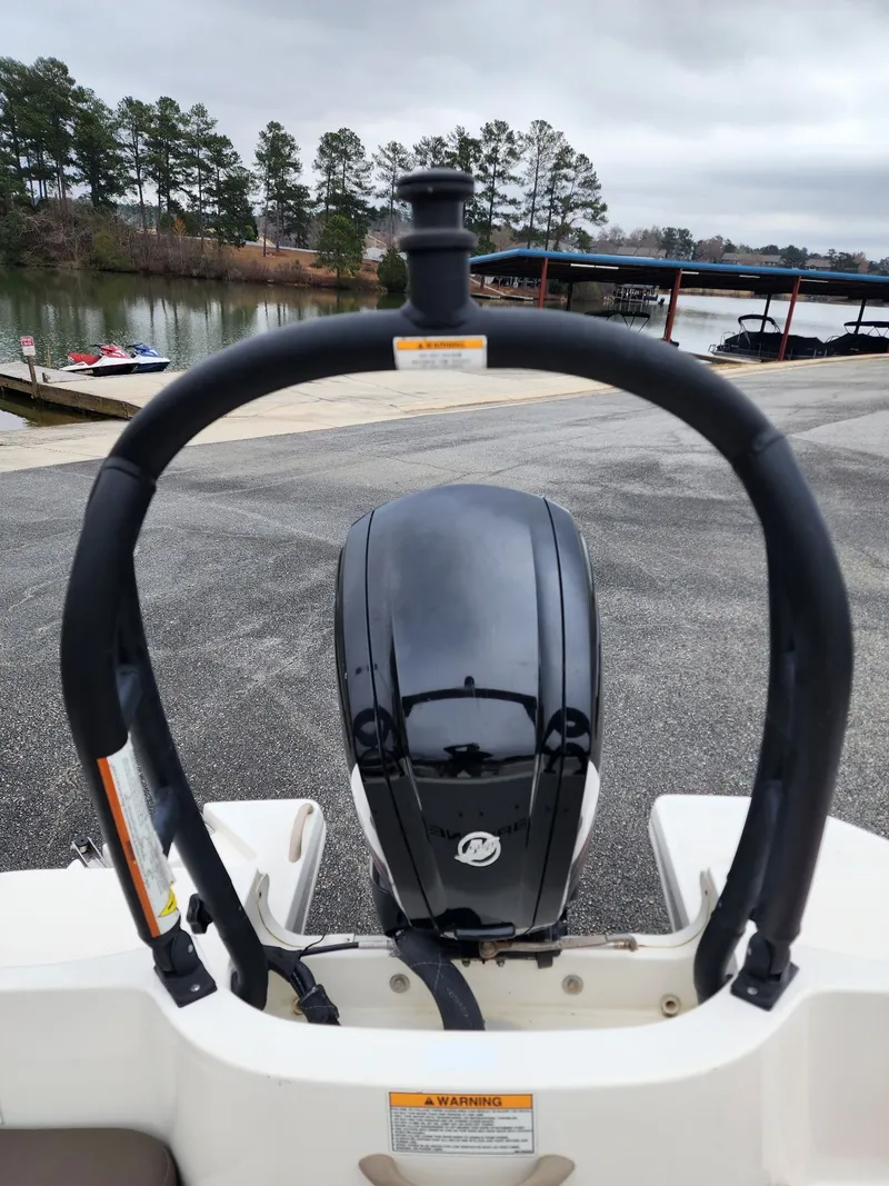 Slide: The Image of Bayliner Element E16 2017 - 7