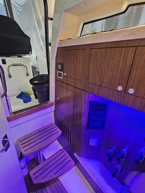 Slide: The Image of Boston Whaler 380 Outrage 2021 - 26