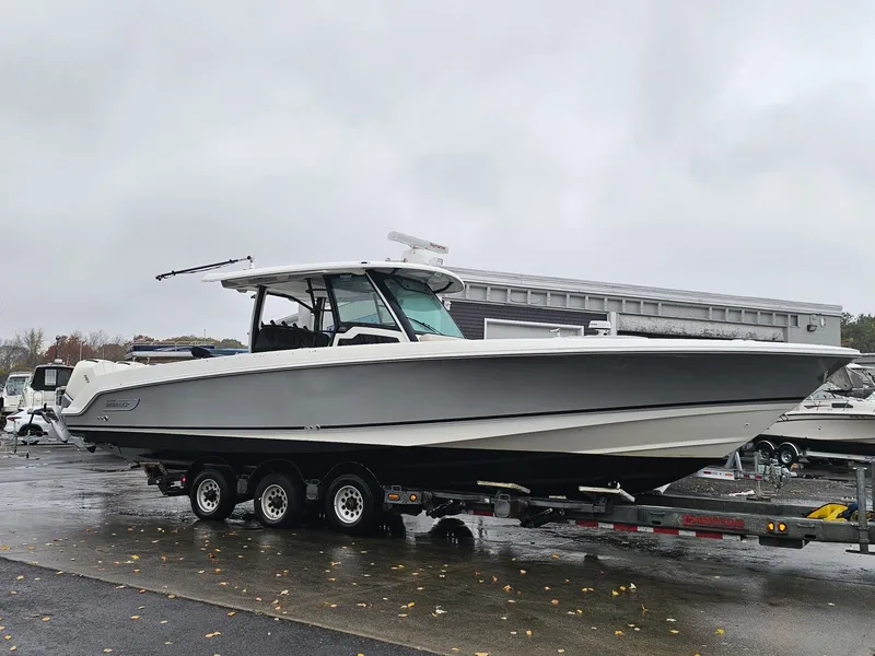 Slide: The Image of Boston Whaler 380 Outrage 2021 - 3