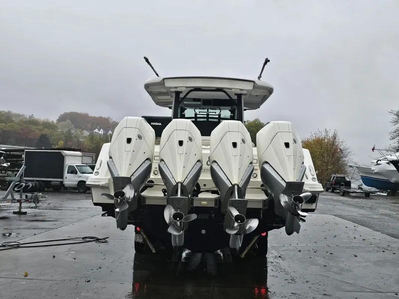 Slide: The Image of Boston Whaler 380 Outrage 2021 - 6