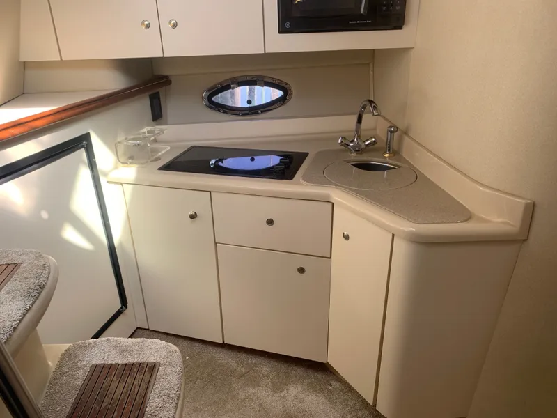 Slide: The Image of Cruisers 3372 Express 2003 - 3