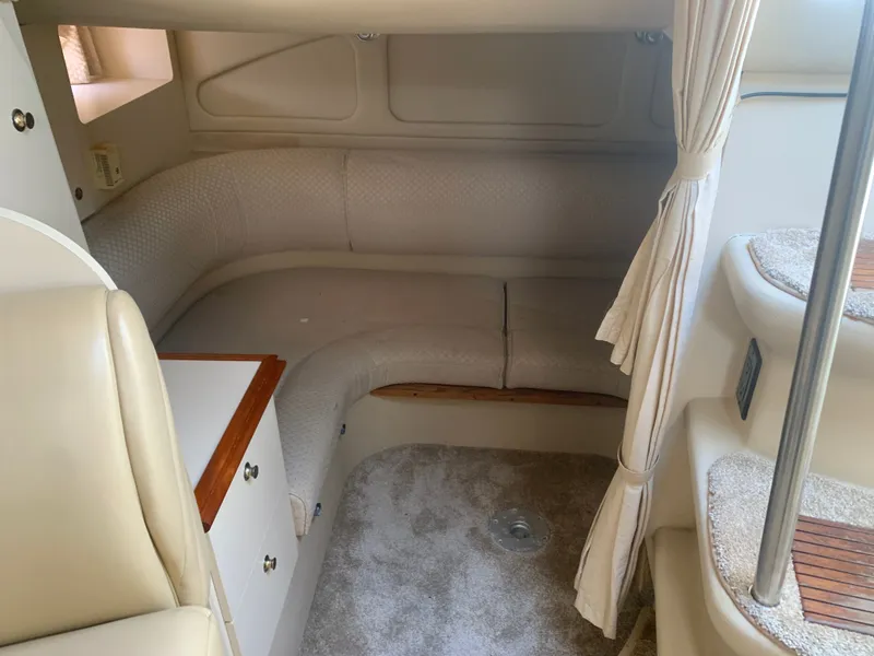 Slide: The Image of Cruisers 3372 Express 2003 - 30