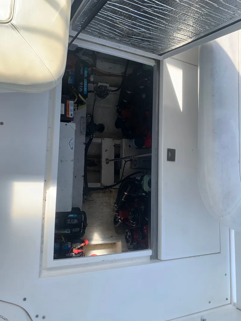 Slide: The Image of Cruisers 3372 Express 2003 - 36