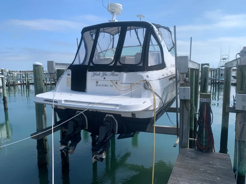 Slide: The Image of Cruisers 3372 Express 2003 - 52