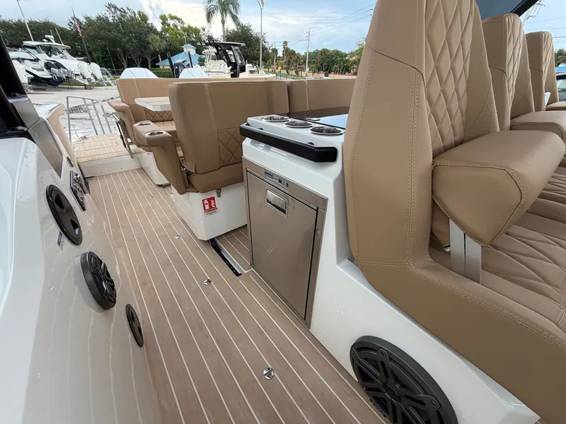 Slide: The Image of Saxdor 320 GTO 2027 - 37