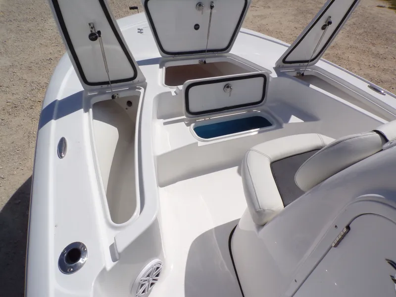 Slide: The Image of Tidewater 2110BMT 2026 - 18