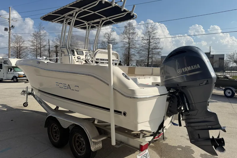 Slide: The Image of 2018 Robalo R200 Center Console boat with Yamaha outboard motor on trailer. - 4