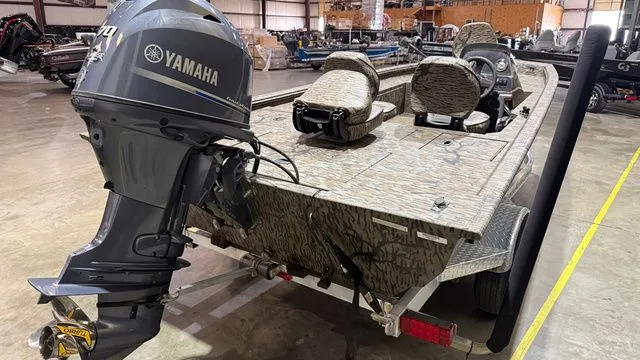 Slide: The Image of Xpress XP170 W/Yamaha 70 2021 - 4