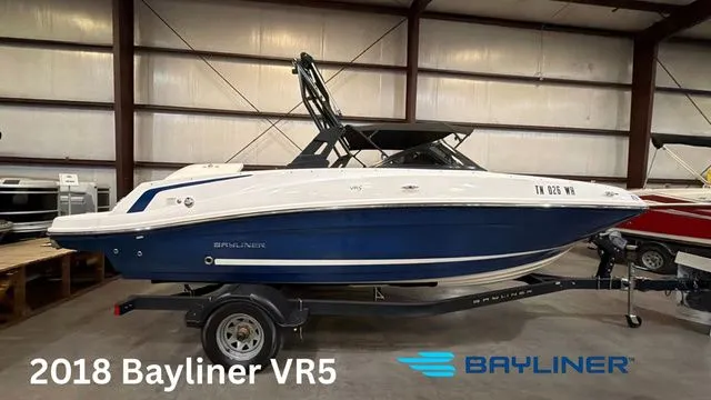 The Image of Bayliner VR5 Bowrider 2018 - 1