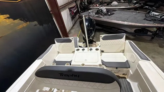 Slide: The Image of Bayliner T22 Center Console W/Mercury 250 2023 - 16