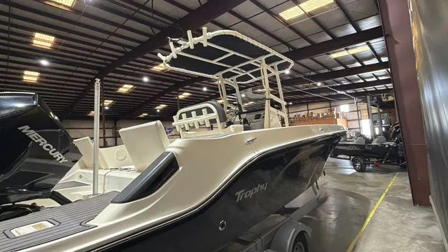 Slide: The Image of Bayliner T22 Center Console W/Mercury 250 2023 - 6