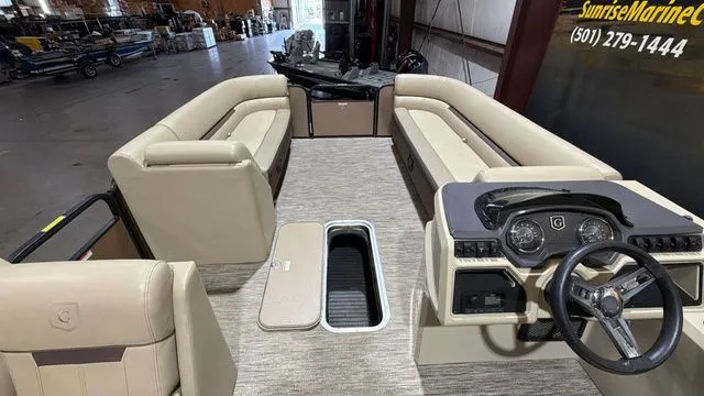 Slide: The Image of Godfrey Sweetwater 2286C W/Yamaha 150 2022 - 18