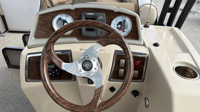 Slide: The Image of Premier Sunsation 26-25T Tri-Toon W/Yamaha 200 "SHO" No Tr 2015 - 14