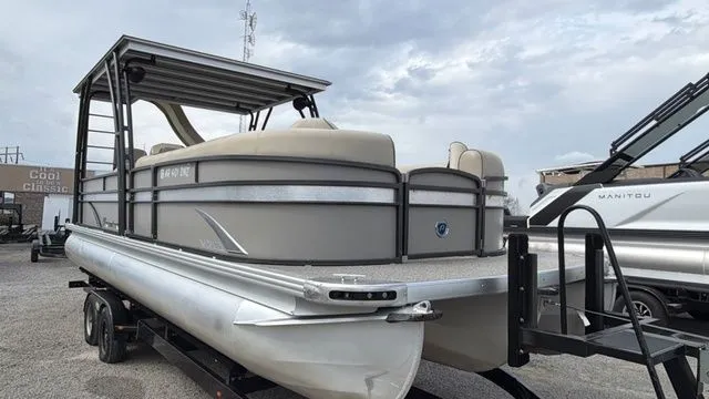 Slide: The Image of Premier Sunsation 26-25T Tri-Toon W/Yamaha 200 "SHO" No Tr 2015 - 7