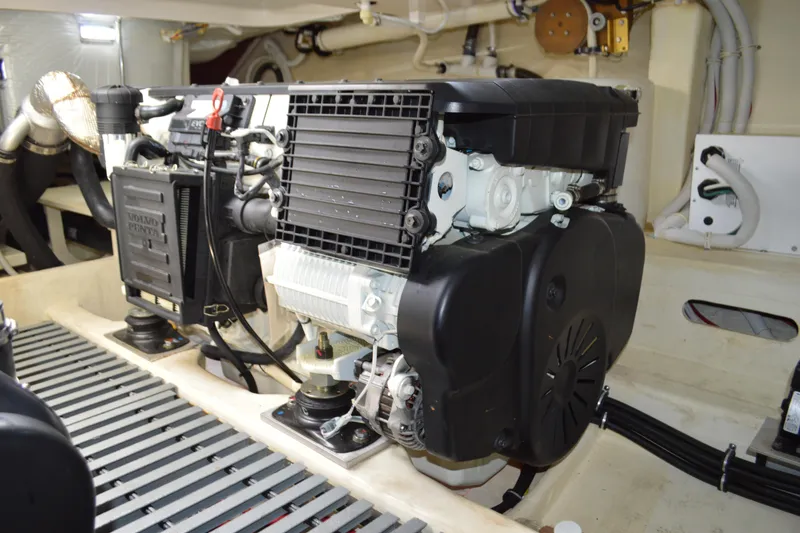 Slide: The Image of Tiara C44 Coupe 2017 - 59