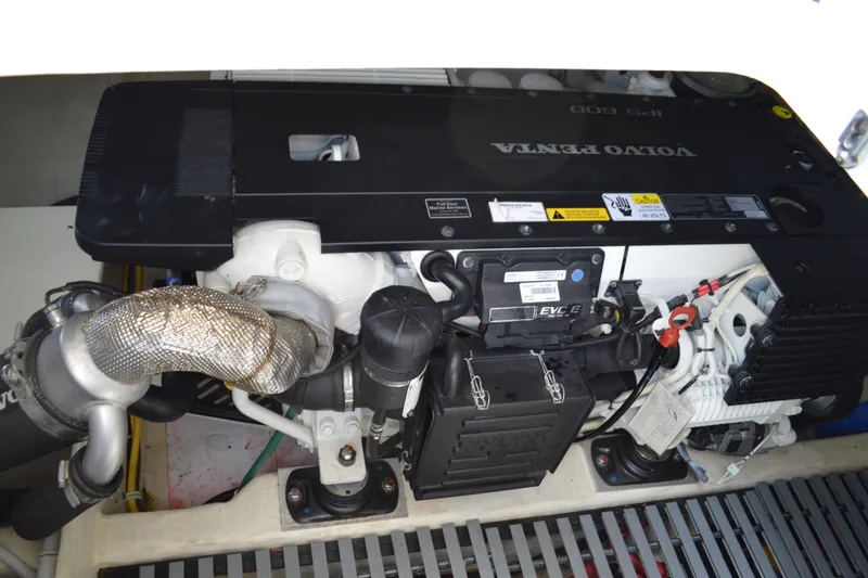 Slide: The Image of Tiara C44 Coupe 2017 - 63