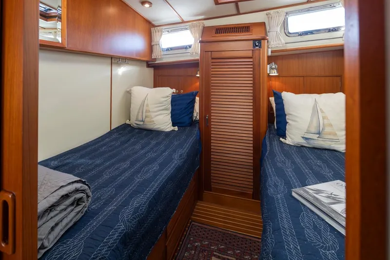 Slide: The Image of Interior of 2003 Grand Banks 54 Eastbay SX with twin beds. - 32