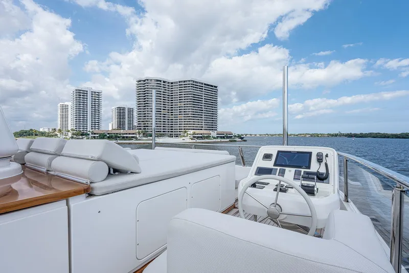 Slide: The Image of Sanlorenzo SD112 yacht helm with city skyline and ocean view, 2017 model. - 36