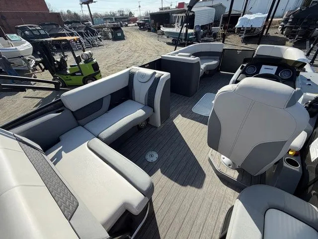 Slide: The Image of Godfrey Monaco 235 SFL Tritoon - Yamaha 250 SHO 2021 - 8