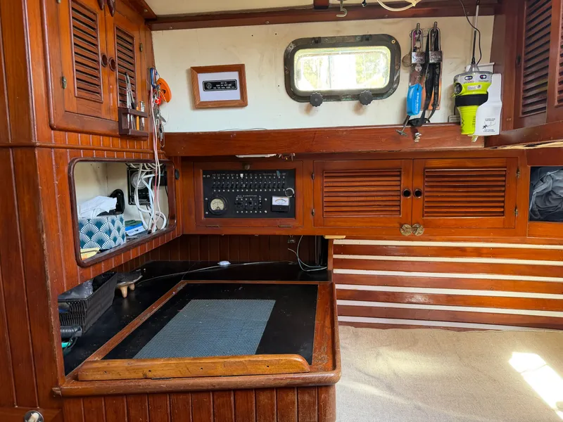 Slide: The Image of Young Sun 35 Cutter 1986 - 20