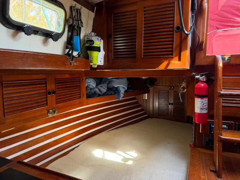 Slide: The Image of Young Sun 35 Cutter 1986 - 22