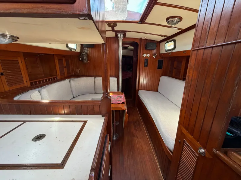 Slide: The Image of Young Sun 35 Cutter 1986 - 3