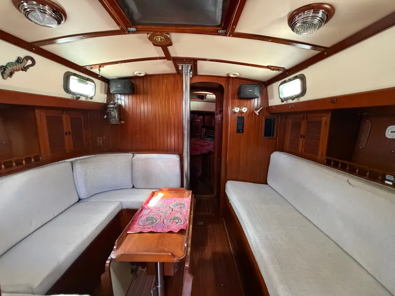 Slide: The Image of Young Sun 35 Cutter 1986 - 4