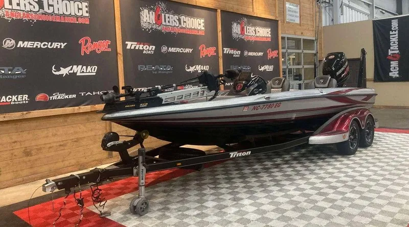 Slide: The Image of 2017 Triton 21 TrX bass boat on display at Anglers Choice showroom. - 5