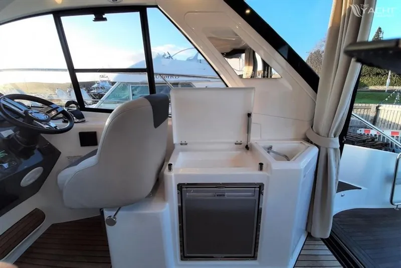 Slide: The Image of Bavaria Sport 360 HT 2016 - 6