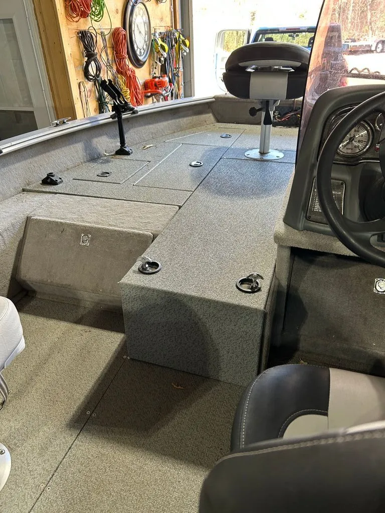 Slide: The Image of G3 Angler V 2017 - 6