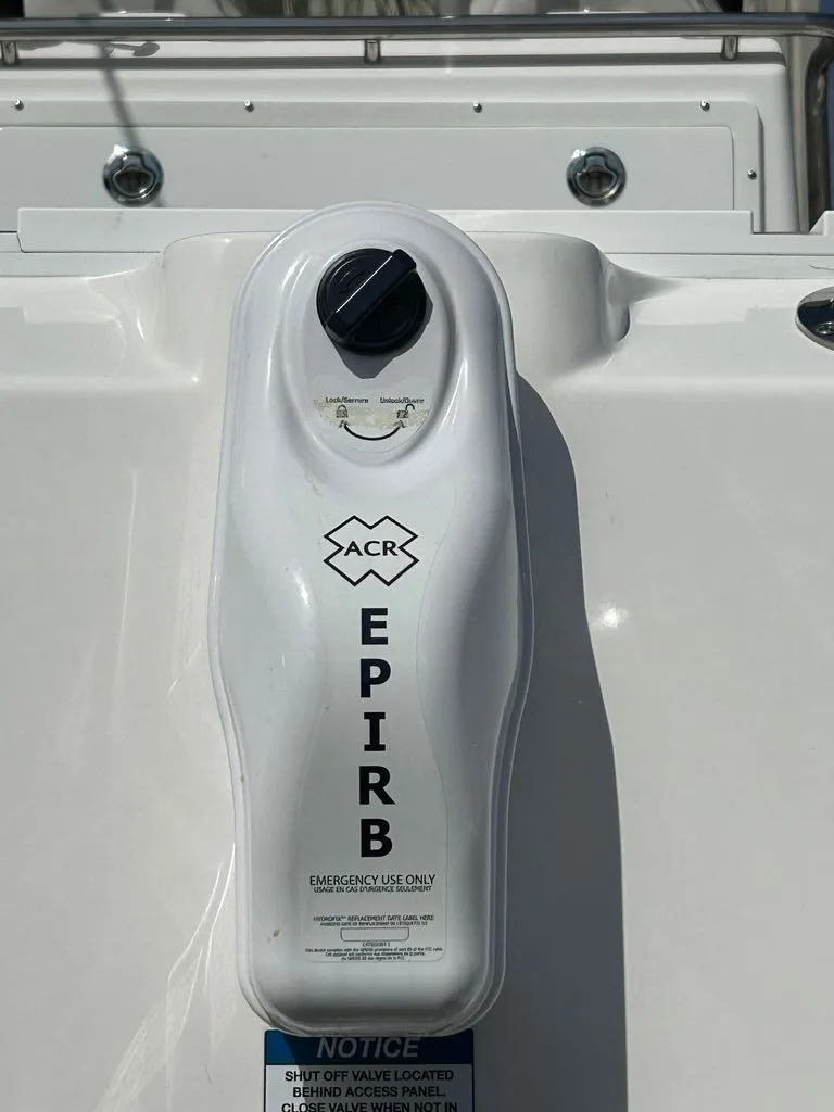 Slide: The Image of Sea Fox 288 Commander 2022 - 18