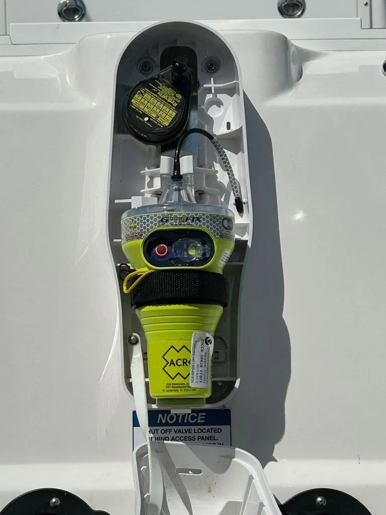 Slide: The Image of Sea Fox 288 Commander 2022 - 19