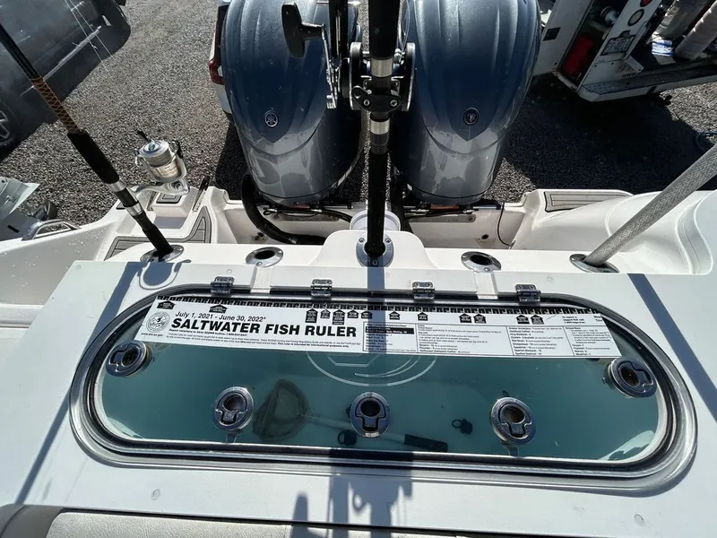 Slide: The Image of Sea Fox 288 Commander 2022 - 24