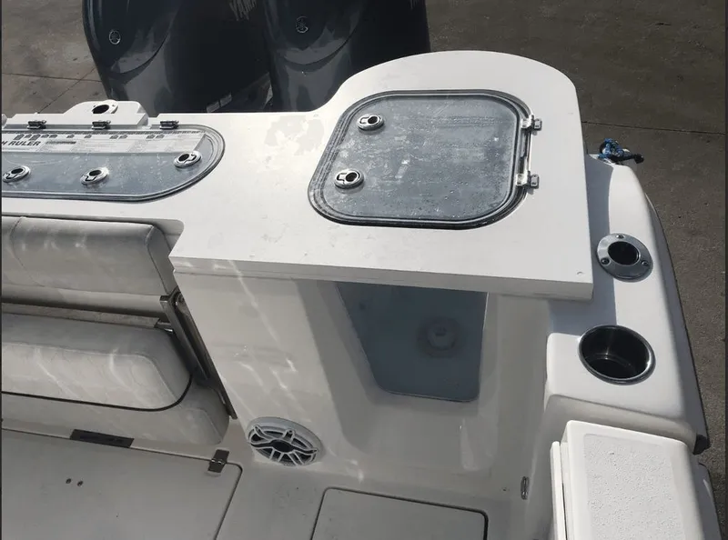 Slide: The Image of Sea Fox 288 Commander 2022 - 26