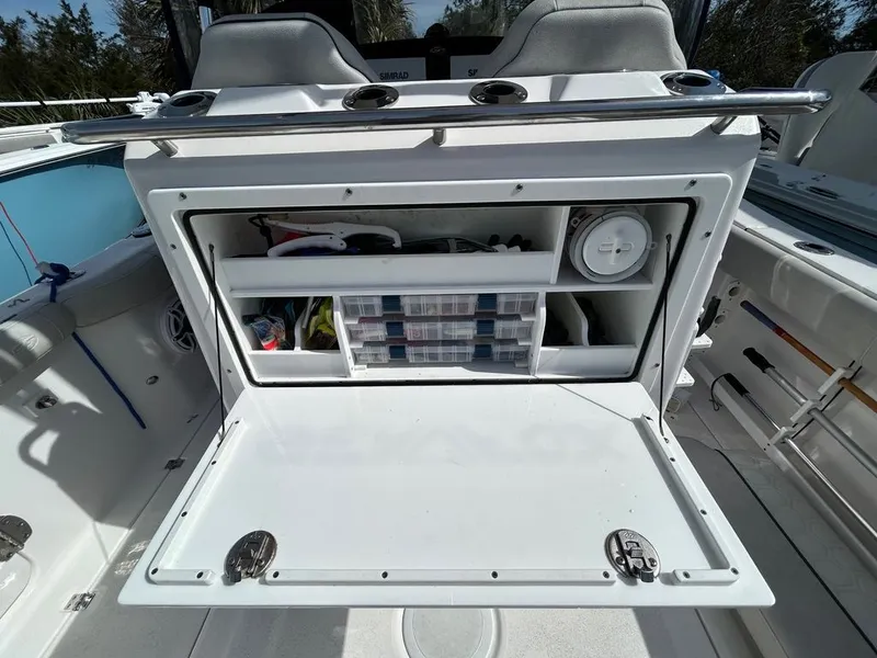 Slide: The Image of Sea Fox 288 Commander 2022 - 42