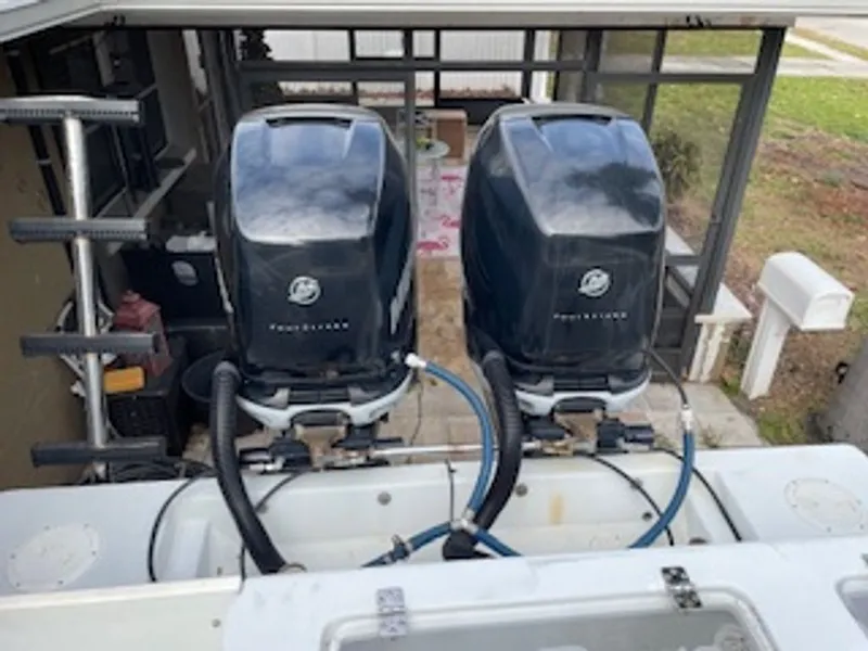 Slide: The Image of Contender Fisharound 2003 - 15