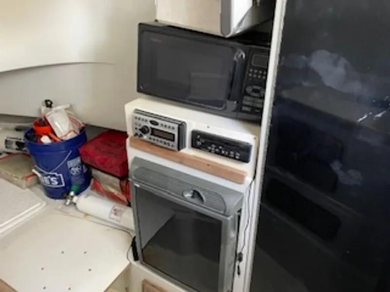 Slide: The Image of Contender Fisharound 2003 - 5