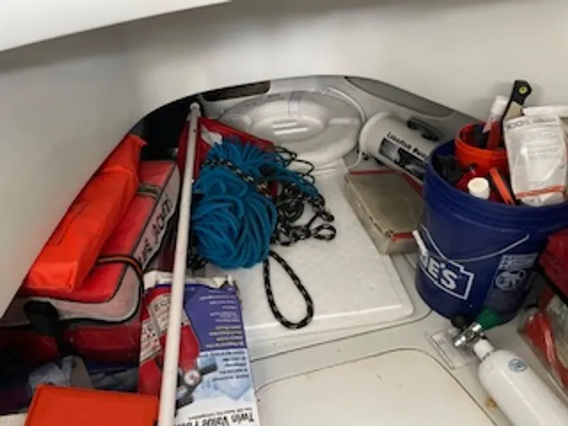 Slide: The Image of Contender Fisharound 2003 - 9