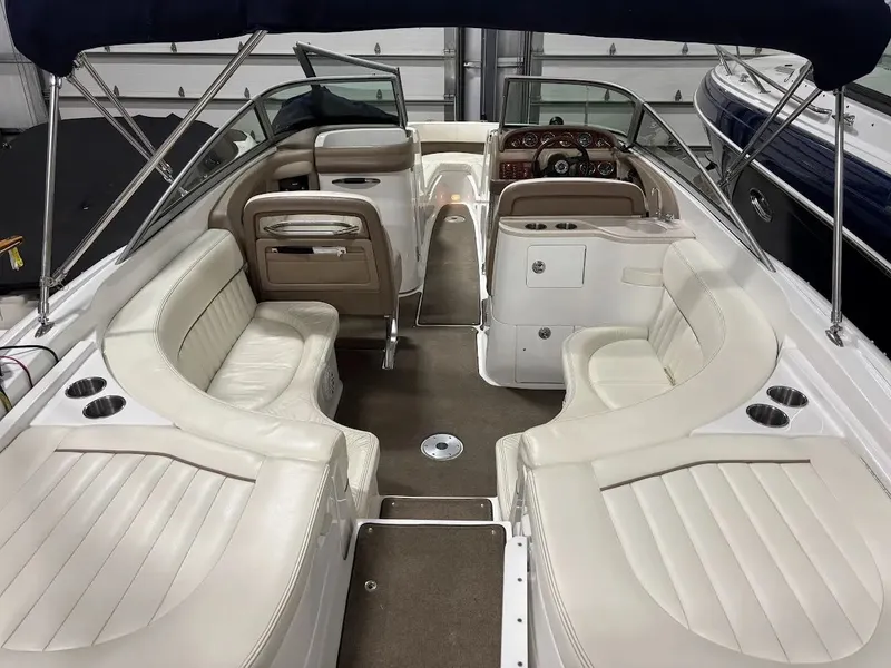 Slide: The Image of Cobalt 282 Bowrider 2008 - 10