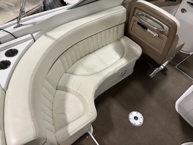 Slide: The Image of Cobalt 282 Bowrider 2008 - 13