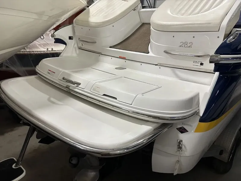 Slide: The Image of Cobalt 282 Bowrider 2008 - 5