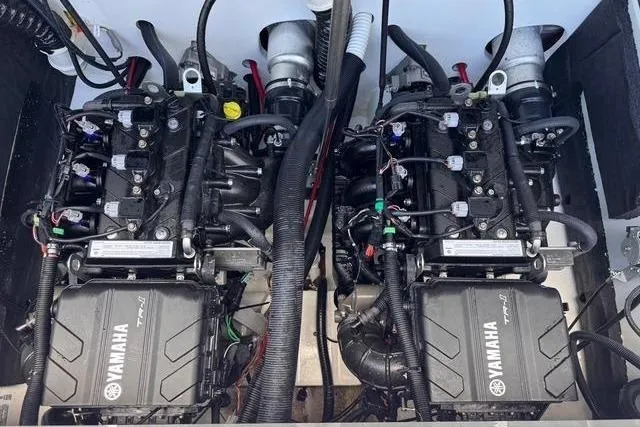 Slide: The Image of Engine compartment of 2023 Yamaha AR220 boat. - 6