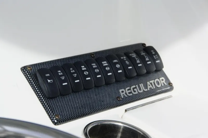 Slide: The Image of Regulator 34 Perchy- Electronics - 16