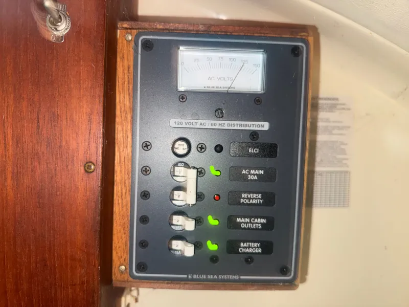 Slide: The Image of Hinterhoeller Nonsuch 26 Classic 1982 - 19