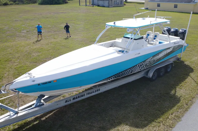 The Image of Extreme Boats XC 38 Express 2016 - undefined