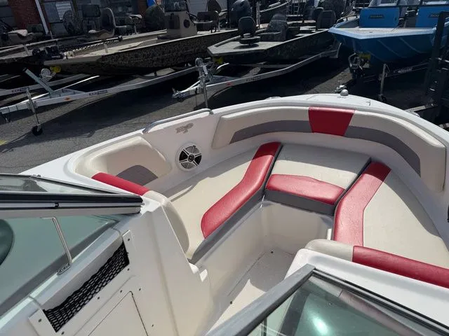 Slide: The Image of Chaparral H2O 21 SURF 2019 - 9